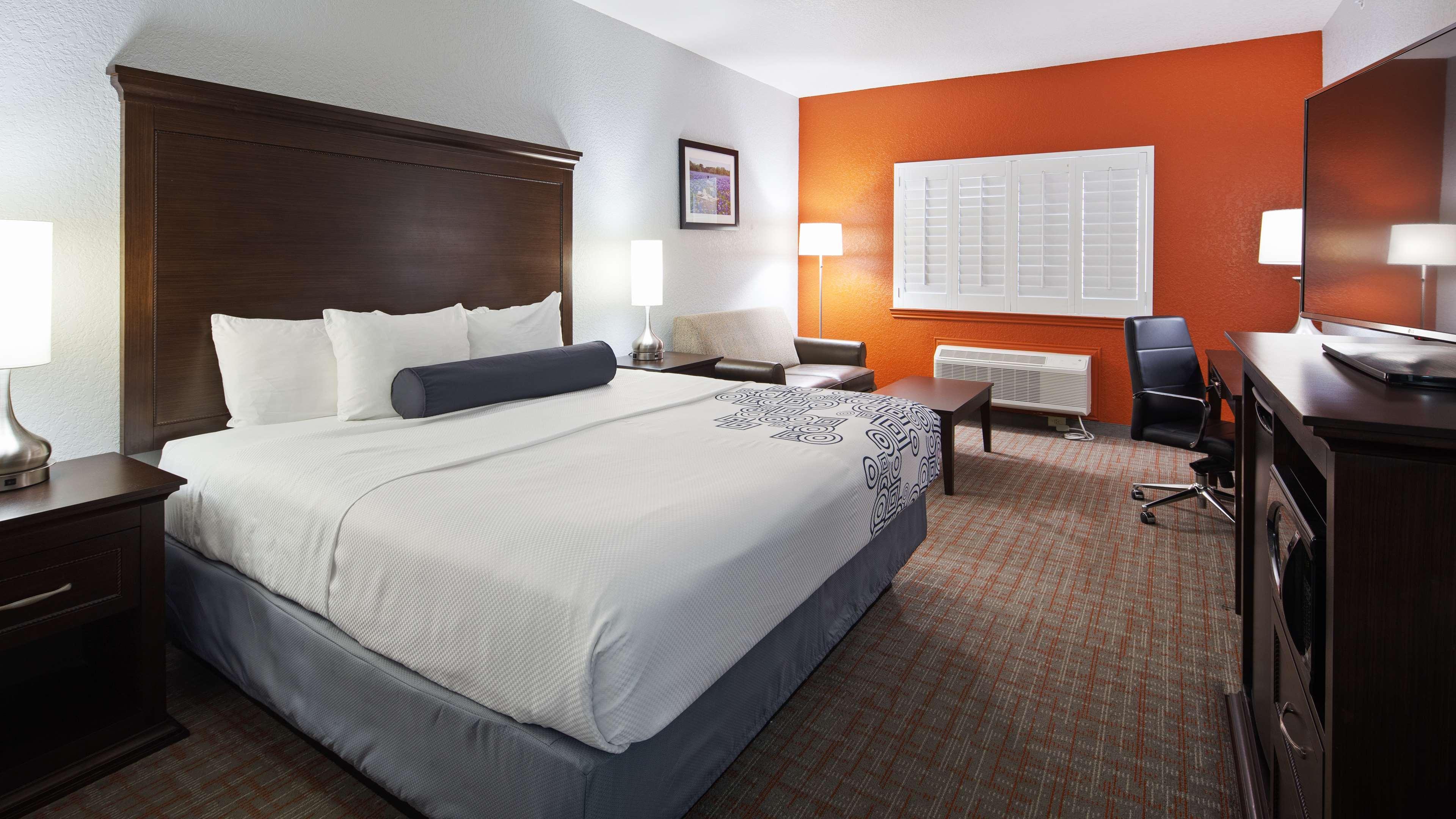 Best Western Plus Fredericksburg Esterno foto