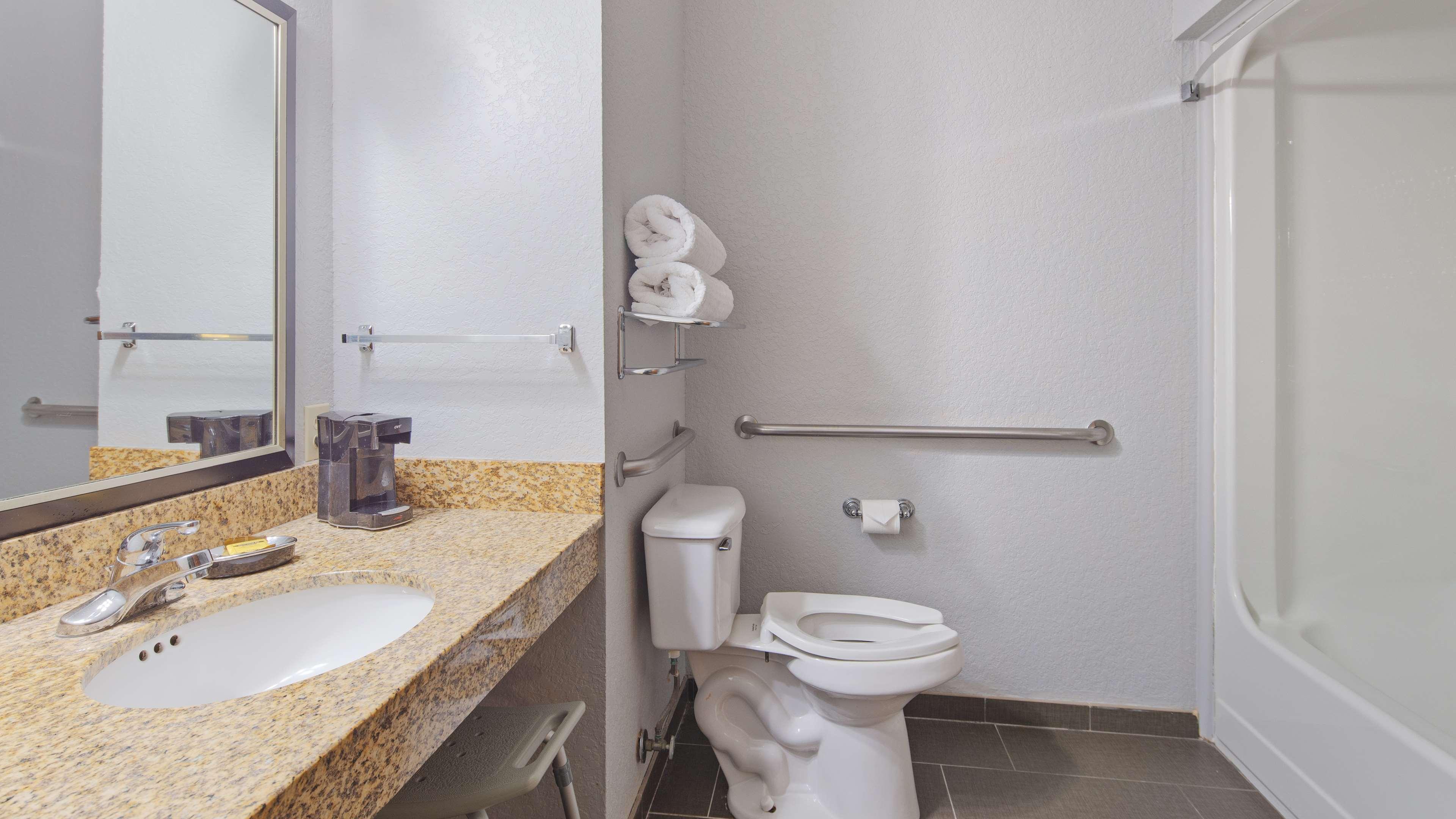 Best Western Plus Fredericksburg Esterno foto