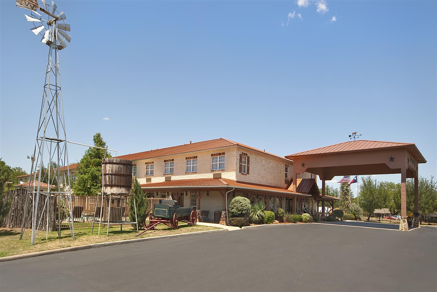 Best Western Plus Fredericksburg Esterno foto