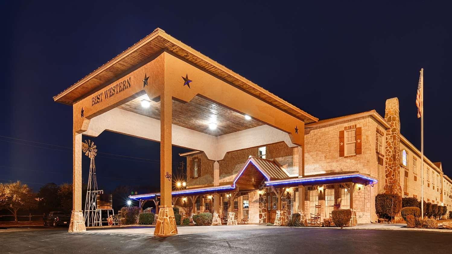 Best Western Plus Fredericksburg Esterno foto