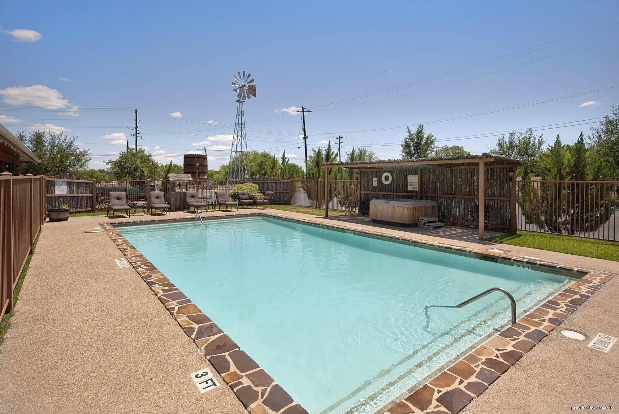 Best Western Plus Fredericksburg Servizi foto
